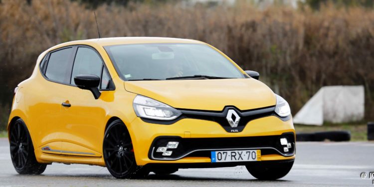 Renault Clio R.S Trophy: Testámos o utilitário mais rápido de Nurburgring! 82