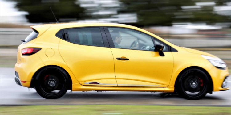 Renault Clio R.S Trophy: Testámos o utilitário mais rápido de Nurburgring! 76