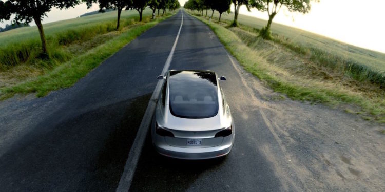 Tesla começa a produção do Model 3 a 20 de Fevereiro! 14