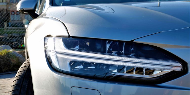 Volvo S90 D5 Inscription: Exuberância Escandinava! 96