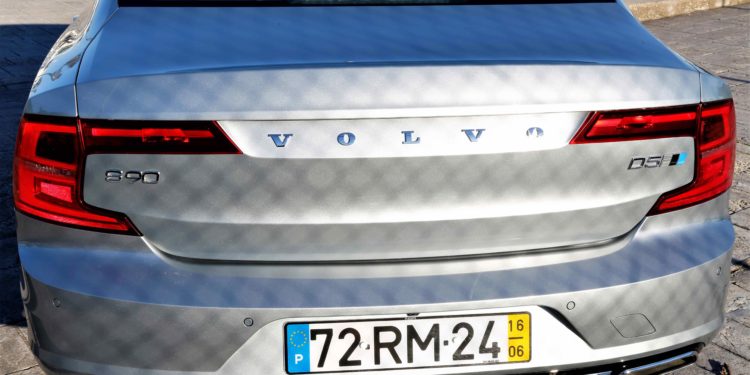 Volvo S90 D5 Inscription: Exuberância Escandinava! 81