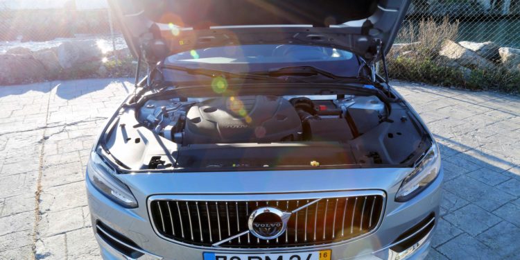 Volvo S90 D5 Inscription: Exuberância Escandinava! 68