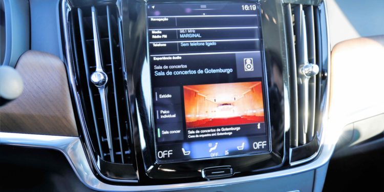 Volvo S90 D5 Inscription: Exuberância Escandinava! 58