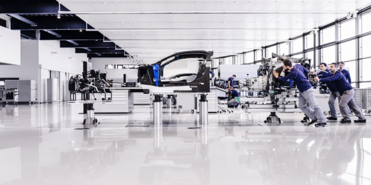 Uma visita ao "Atelier" da Bugatti! 35