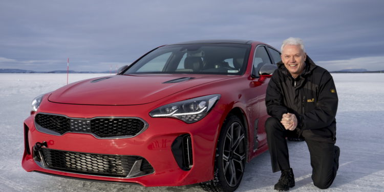 O KIA Stinger já anda no gelo! (video) 22