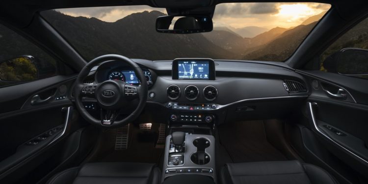 O KIA Stinger já anda no gelo! (video) 13