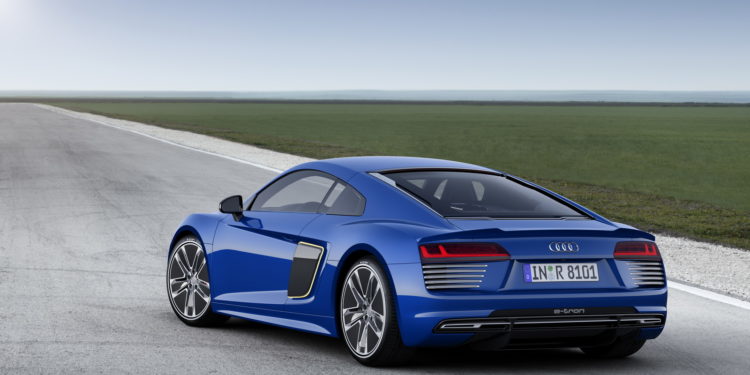 Audi confirma rival para o BMW i8! 17