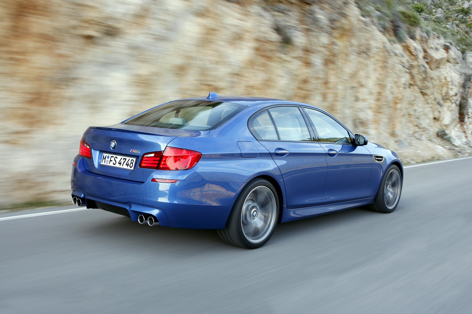BMW F10 M5 production -6 | Carzoom