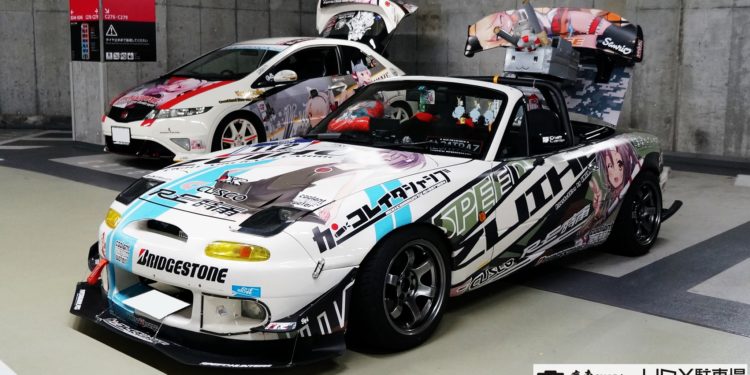 Esta garagem em Tóquio tem um tema "Anime"! 24