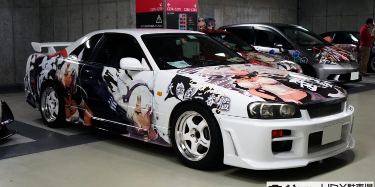 Esta garagem em Tóquio tem um tema "Anime"! 23