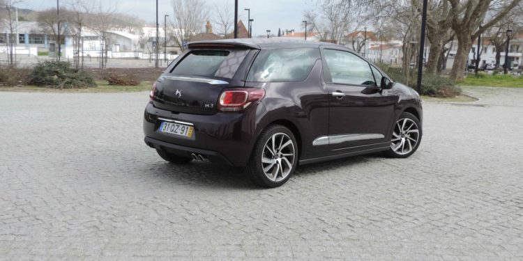 DS3 1.6 HDi Cabrio: Performance e economia de cabelos ao vento! 106