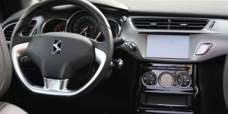 DS3 1.6 HDi Cabrio: Performance e economia de cabelos ao vento! 88