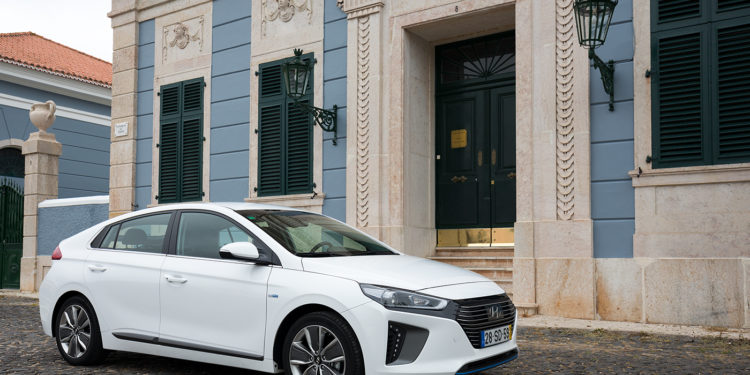 Hyundai Ioniq: O automóvel sustentável! 42