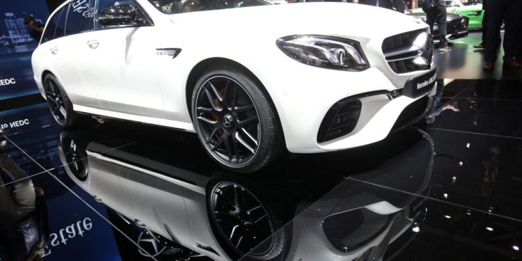 Mercedes E63 AMG chega a Genebra melhor que nunca! 17