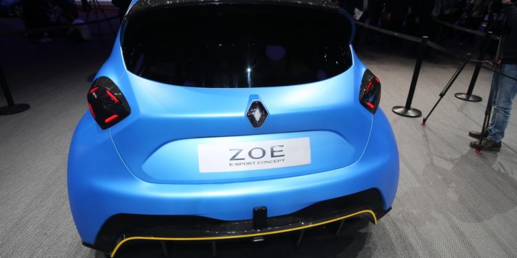 Renault E-Sport ZOE: Dos 0 aos 200km/h em 10 segundos! 32