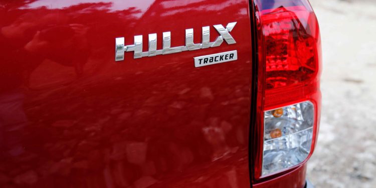 Toyota Hilux Tracker 2.4D 4x4: Quando o trabalho se junta ao lazer! 53 Toyota Hilux Tracker 2.4D 4x4: Quando o trabalho se junta ao lazer! 53