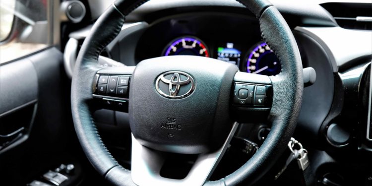Toyota Hilux Tracker 2.4D 4x4: Quando o trabalho se junta ao lazer! 44 Toyota Hilux Tracker 2.4D 4x4: Quando o trabalho se junta ao lazer! 44