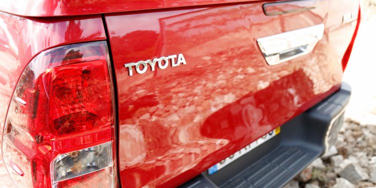 Toyota Hilux Tracker 2.4D 4x4: Quando o trabalho se junta ao lazer! 62 Toyota Hilux Tracker 2.4D 4x4: Quando o trabalho se junta ao lazer! 62