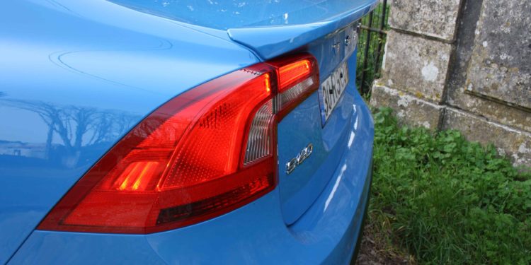 Volvo S60 T6 Polestar: Das corridas para a estrada! 89