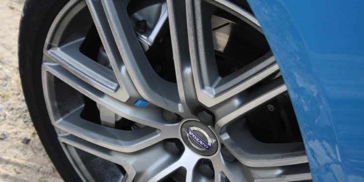 Volvo S60 T6 Polestar: Das corridas para a estrada! 77