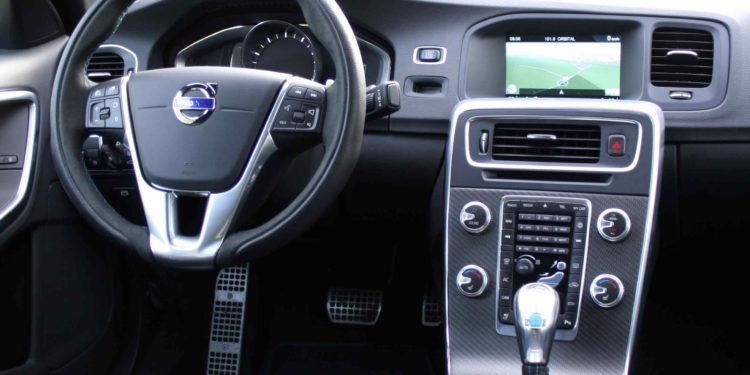 Volvo S60 T6 Polestar: Das corridas para a estrada! 54