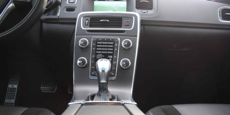 Volvo S60 T6 Polestar: Das corridas para a estrada! 53