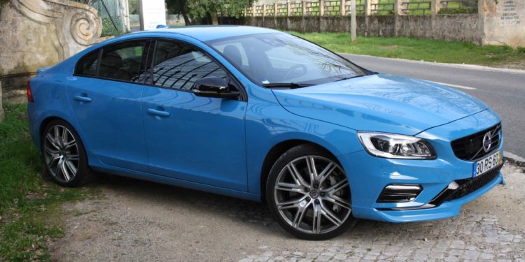 Volvo S60 T6 Polestar: Das corridas para a estrada! 35