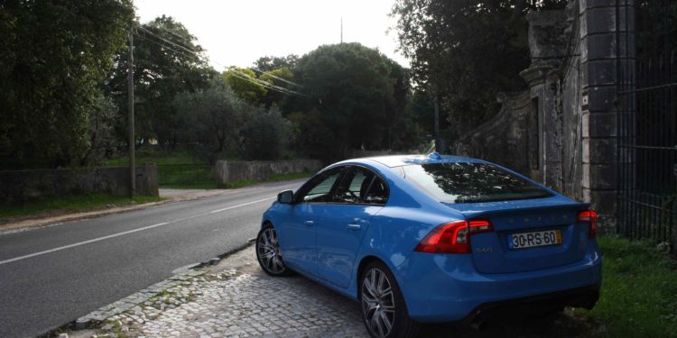 Volvo S60 T6 Polestar: Das corridas para a estrada! 95