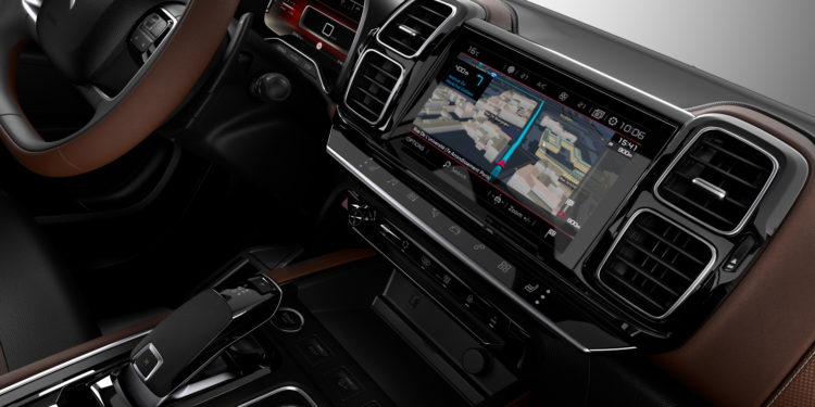 Citroen revela C5 Aircross! 30