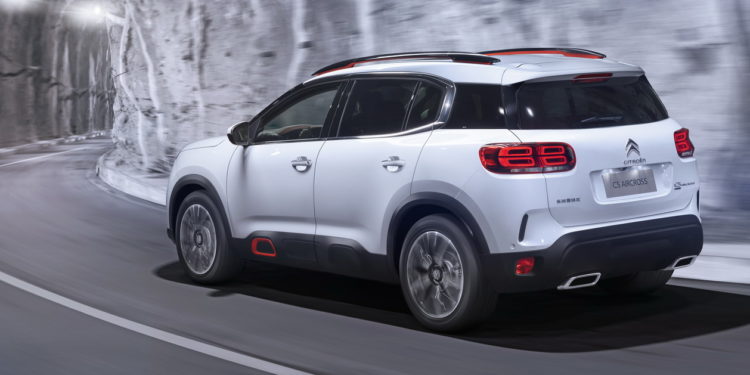 Citroen revela C5 Aircross! 18