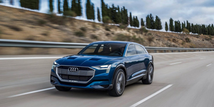 Audi já aceita reservas para o novo SUV E-Tron! 15