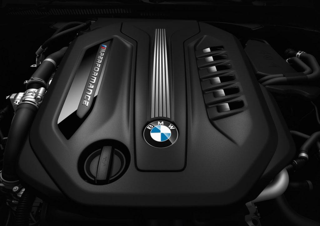 BMW 550d xDrive 2018: 4 Turbos e 400cv num diesel! 17
