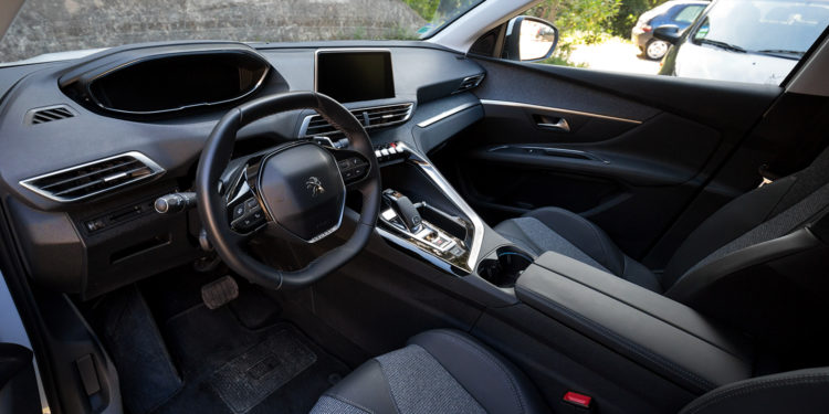 Peugeot 3008 1.6 BlueHDi Allure: Estivemos ao volante do carro do ano! 55