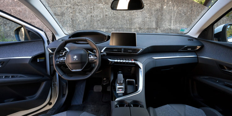 Peugeot 3008 1.6 BlueHDi Allure: Estivemos ao volante do carro do ano! 51