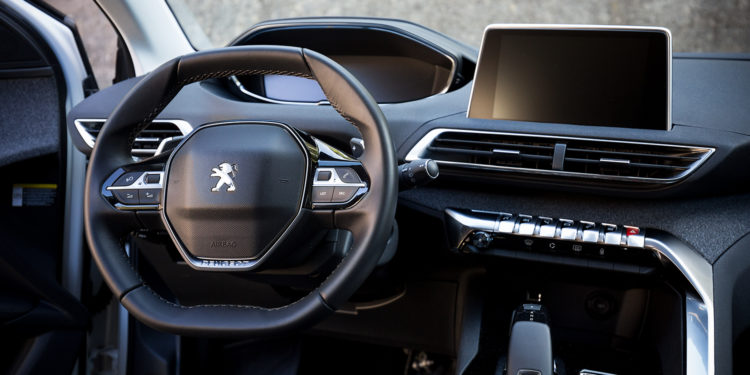 Peugeot 3008 1.6 BlueHDi Allure: Estivemos ao volante do carro do ano! 48