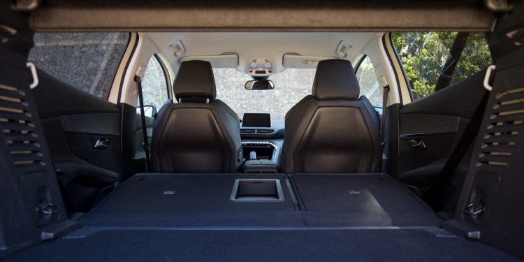 Peugeot 3008 1.6 BlueHDi Allure: Estivemos ao volante do carro do ano! 45