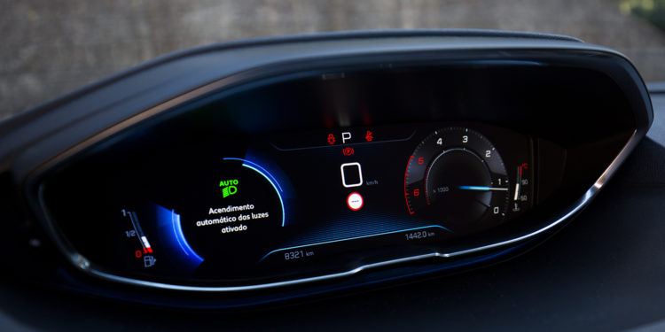 Peugeot 3008 1.6 BlueHDi Allure: Estivemos ao volante do carro do ano! 41