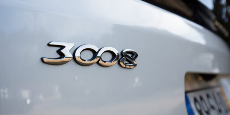 Peugeot 3008 1.6 BlueHDi Allure: Estivemos ao volante do carro do ano! 27