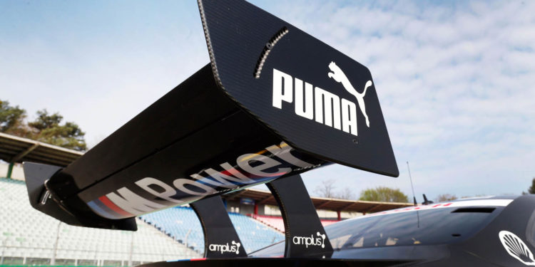 Este é o BMW M4 que irá participar no DTM em 2017! 22