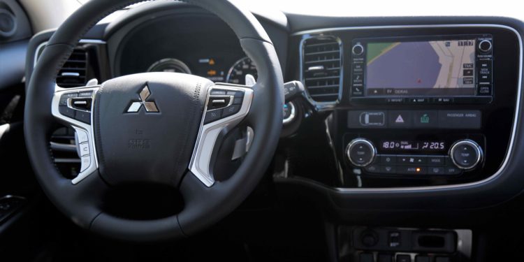 Mitsubishi Outlander PHEV: Polivalência ecológica! 70