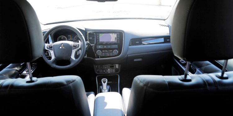 Mitsubishi Outlander PHEV: Polivalência ecológica! 69