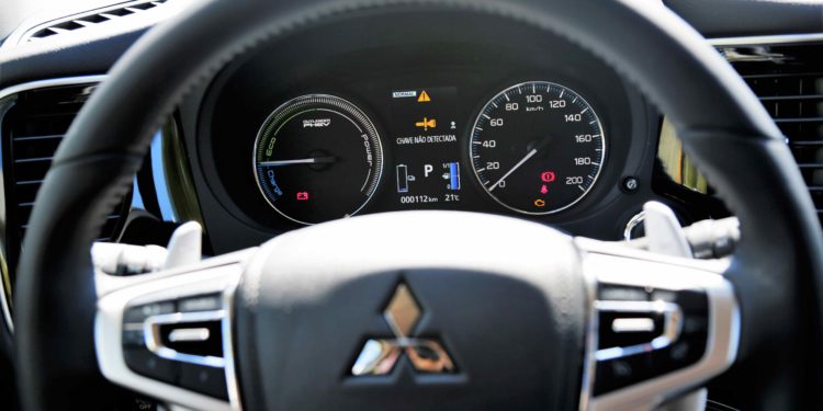 Mitsubishi Outlander PHEV: Polivalência ecológica! 65