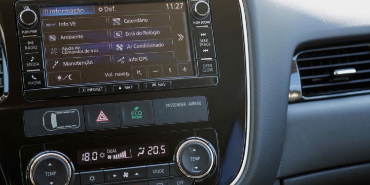 Mitsubishi Outlander PHEV: Polivalência ecológica! 60