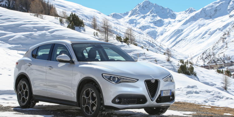 Alfa Romeo lança Stelvio na Europa! 16