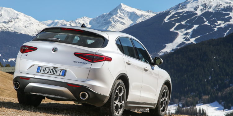 Alfa Romeo lança Stelvio na Europa! 15