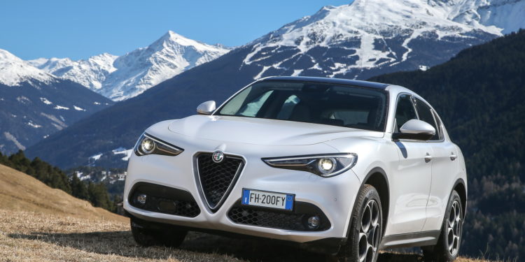Alfa Romeo lança Stelvio na Europa! 14