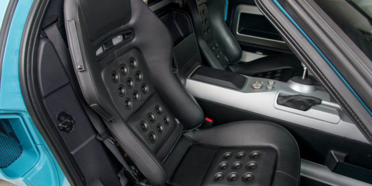 Ford GT Heritage Edition despachem-se! Há 4 para venda! 31