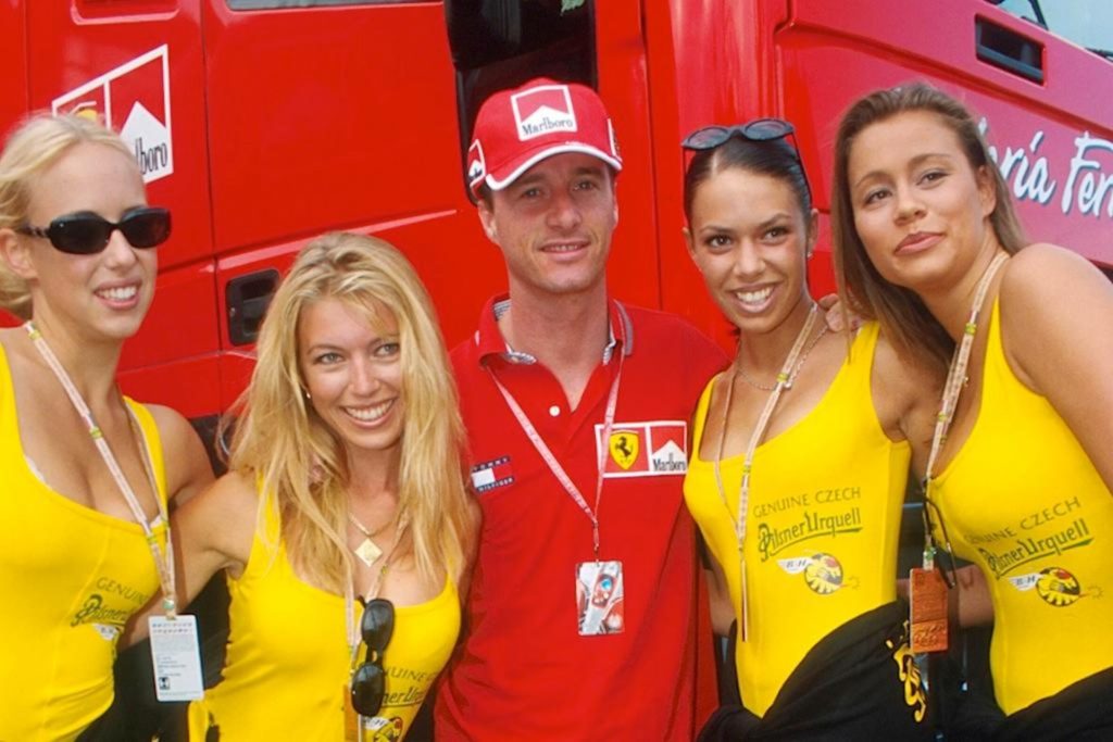 Top 10: Lunáticos e Playboys da Formula 1! 31