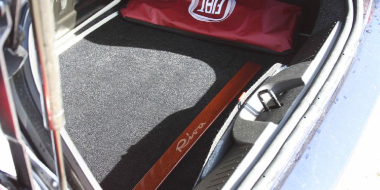 FIAT 500C 1.3 Multijet Riva: Exclusividade dos mares para a cidade! 59