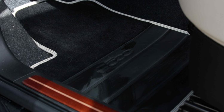 FIAT 500C 1.3 Multijet Riva: Exclusividade dos mares para a cidade! 39